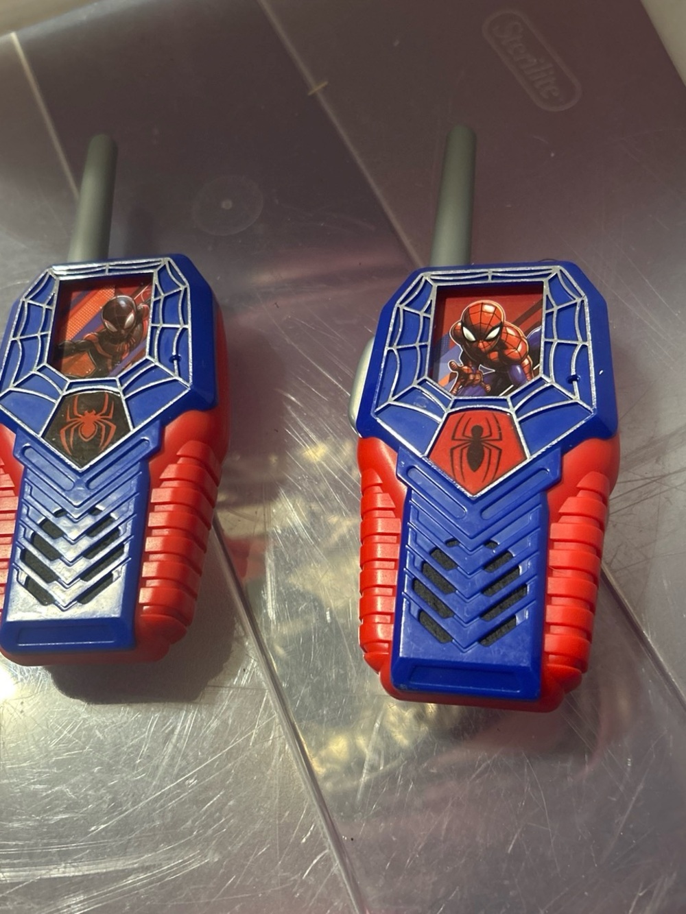 Marvel Spider-Man Kids Walkie Talkies - Red, Blue & Gray Antennas
